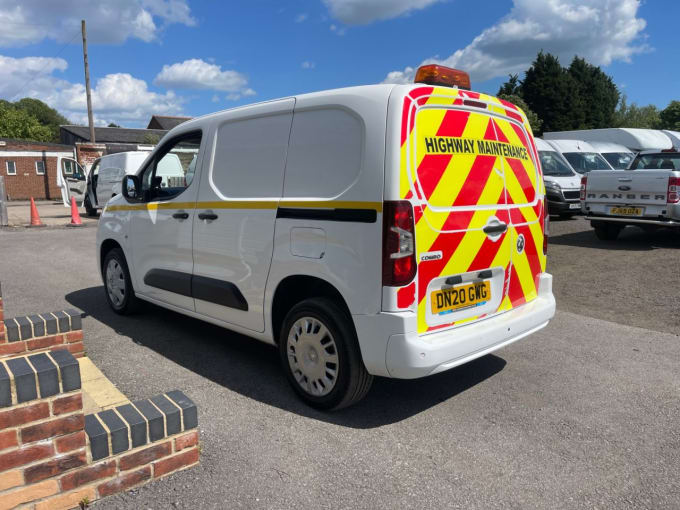 2025 Vauxhall Combo