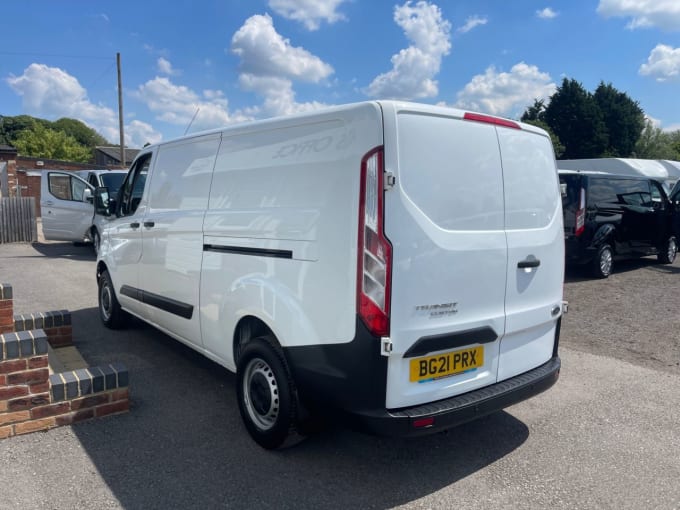 2025 Ford Transit Custom