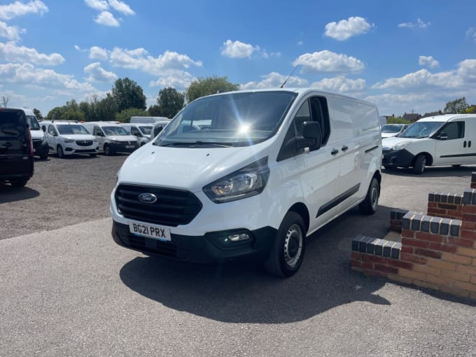 2025 Ford Transit Custom