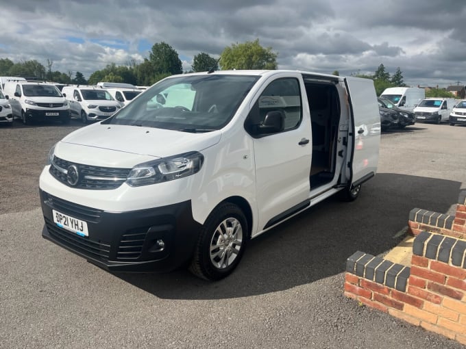 2024 Vauxhall Vivaro