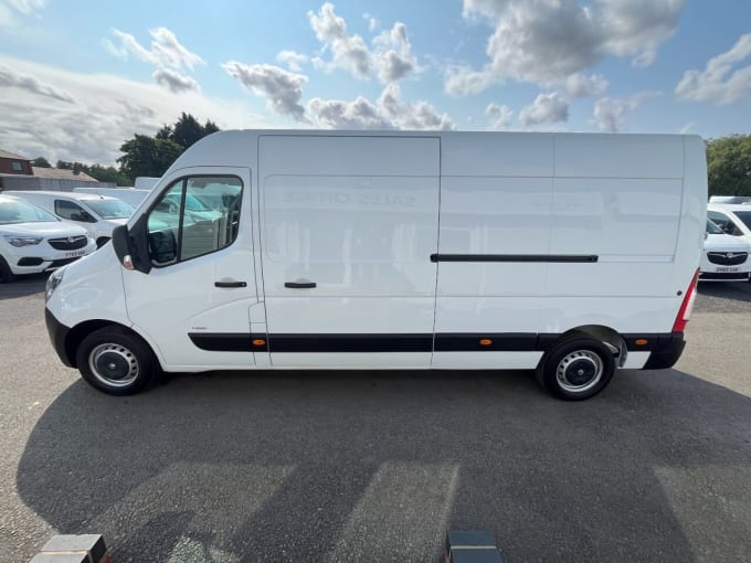 2024 Vauxhall Movano