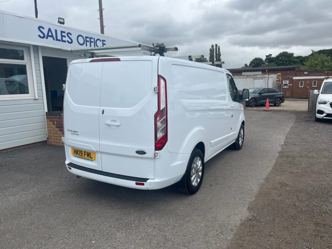 2024 Ford Transit Custom