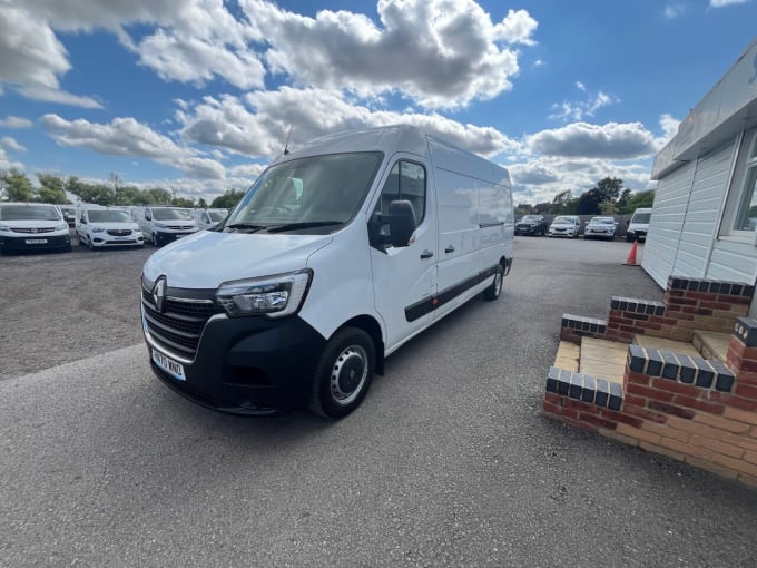 2024 Renault Master