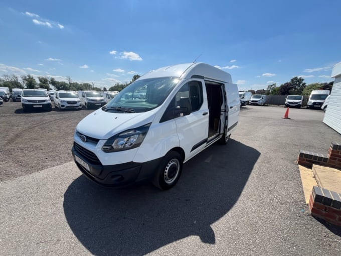 2025 Ford Transit Custom