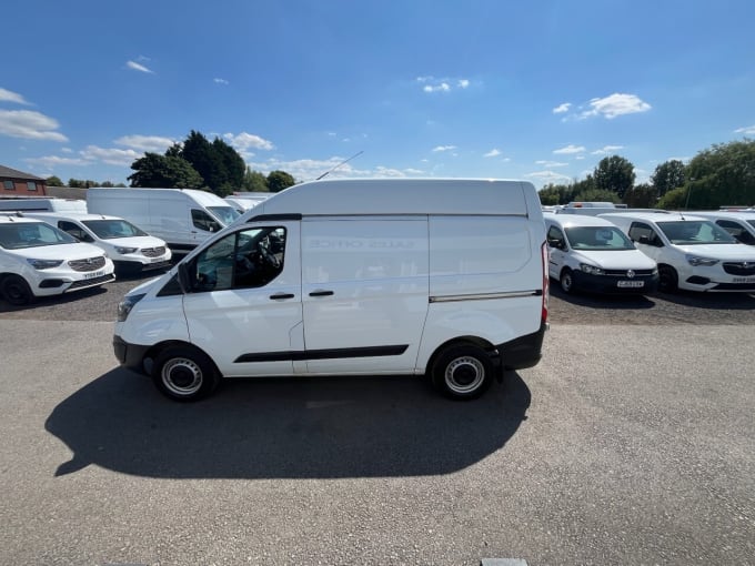 2025 Ford Transit Custom