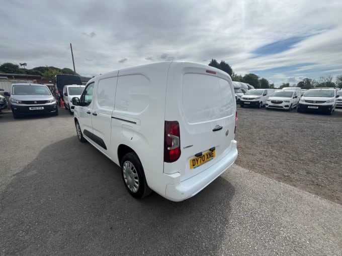 2024 Vauxhall Combo