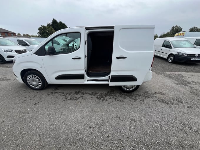 2024 Vauxhall Combo