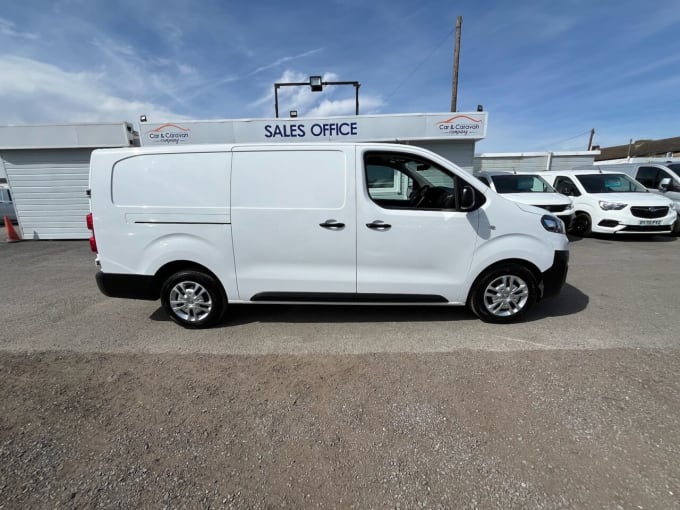 2025 Vauxhall Vivaro