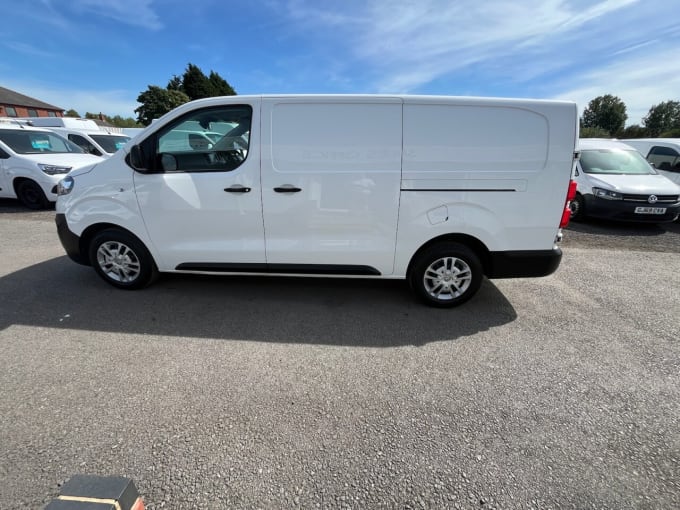 2025 Vauxhall Vivaro