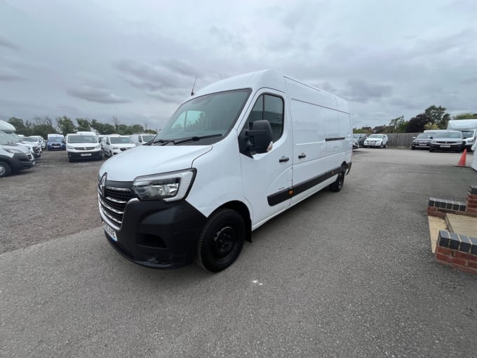 2024 Renault Master