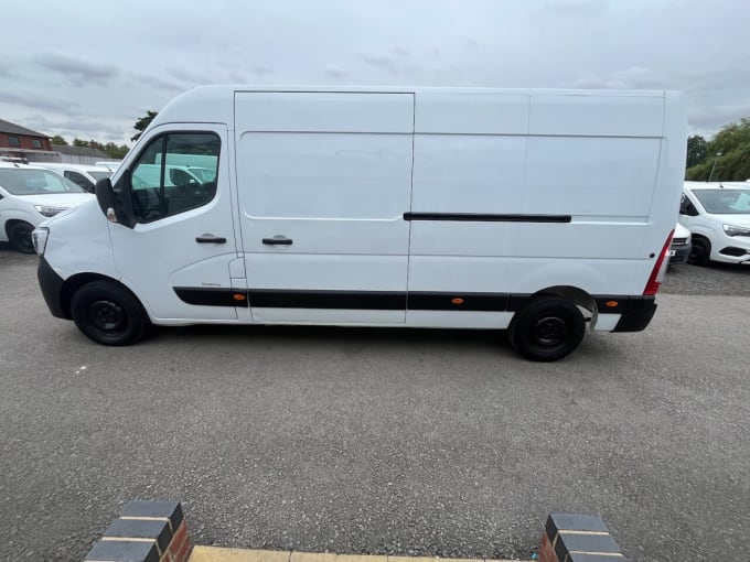 2024 Renault Master