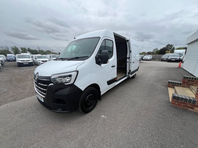 2024 Renault Master