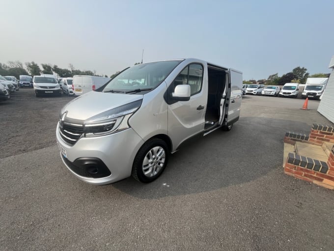 2025 Renault Trafic