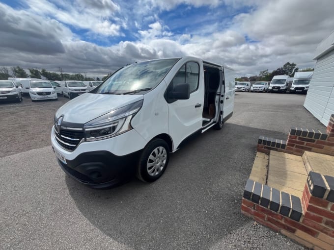 2025 Renault Trafic