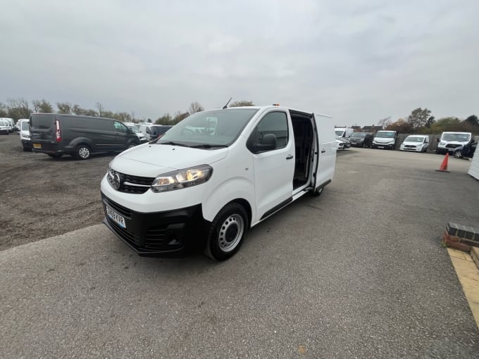 2025 Vauxhall Vivaro