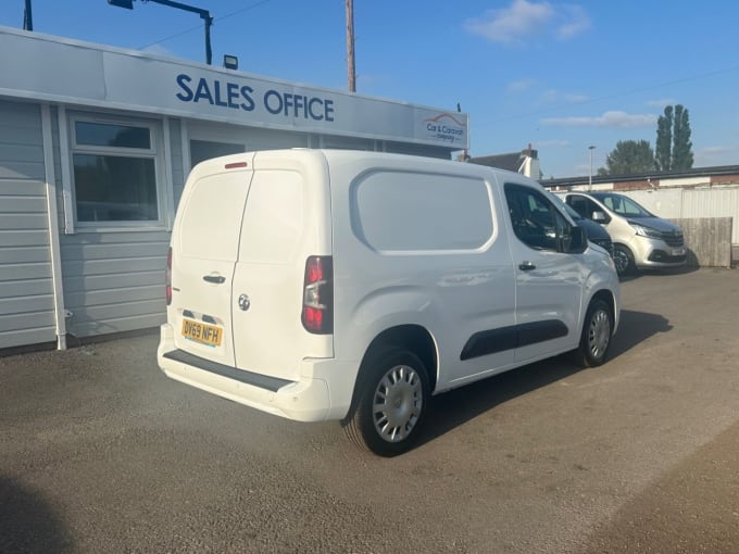 2024 Vauxhall Combo