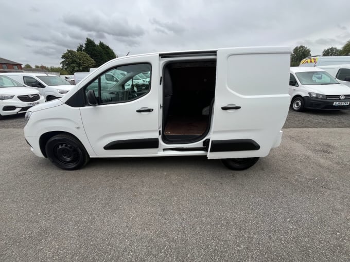 2024 Vauxhall Combo