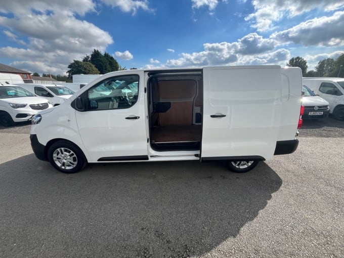 2024 Vauxhall Vivaro