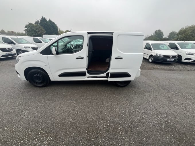 2024 Vauxhall Combo