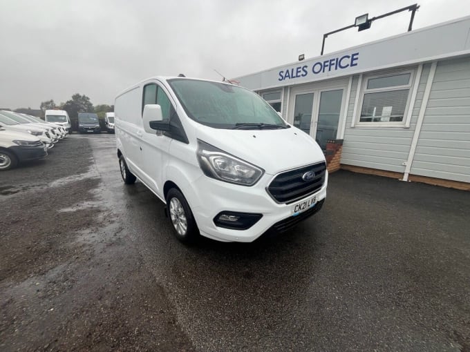 2024 Ford Transit Custom