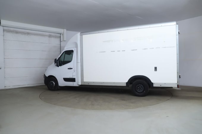 2024 Renault Master