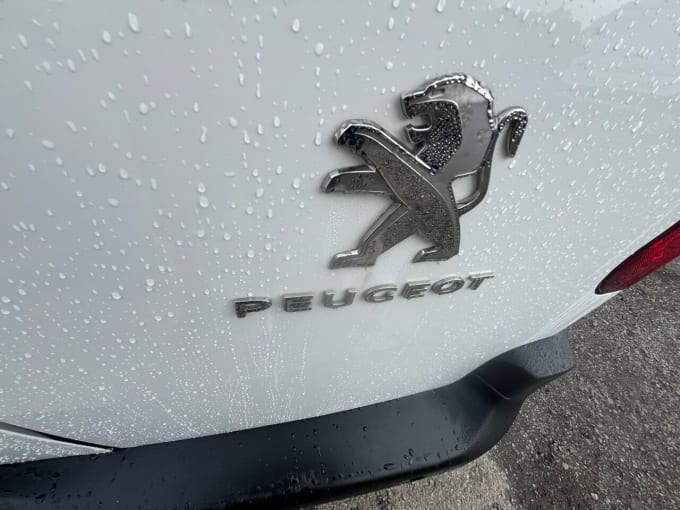 2025 Peugeot Partner