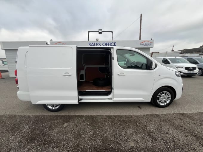 2025 Vauxhall Vivaro