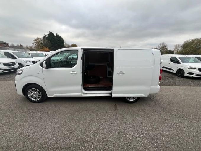 2025 Vauxhall Vivaro