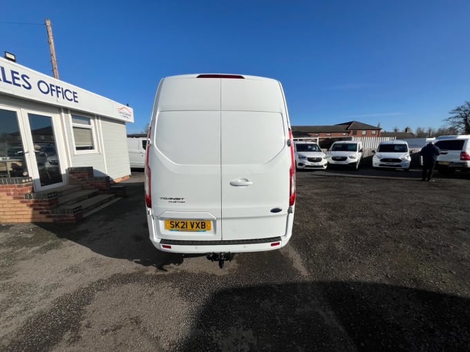 2025 Ford Transit Custom