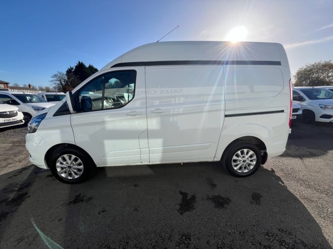 2025 Ford Transit Custom