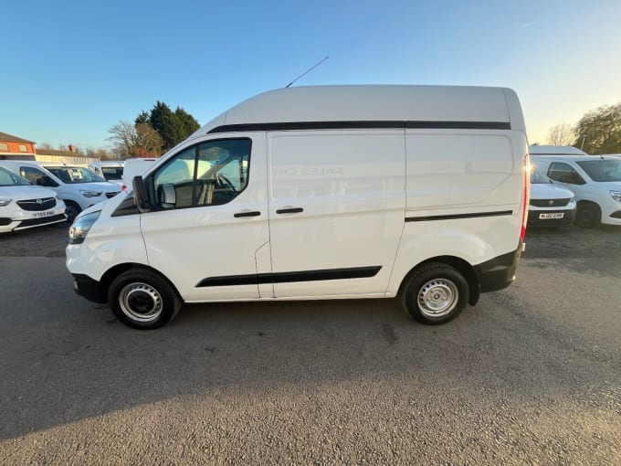 2025 Ford Transit Custom