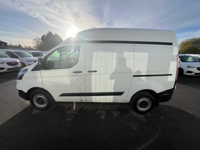 2025 Ford Transit Custom