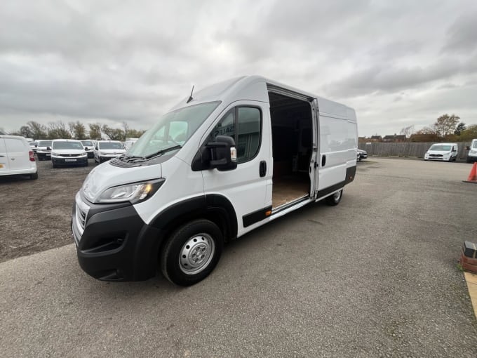 2025 Peugeot Boxer