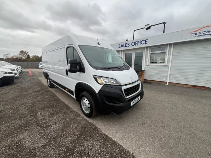 2025 Peugeot Boxer