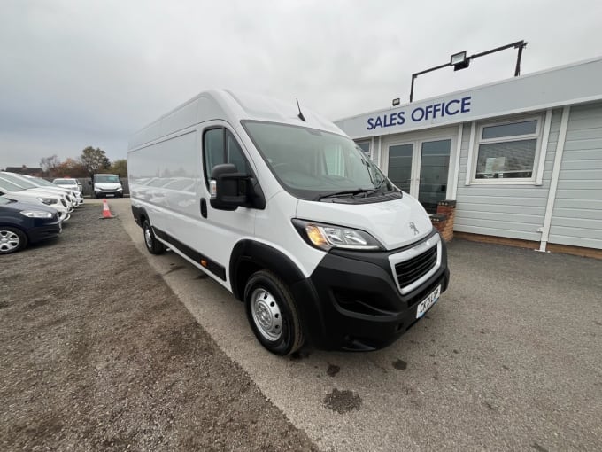 2025 Peugeot Boxer