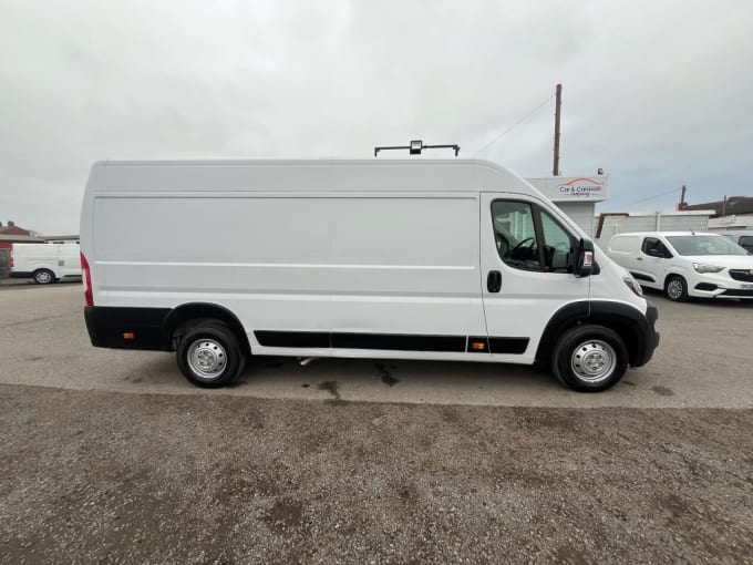 2025 Peugeot Boxer