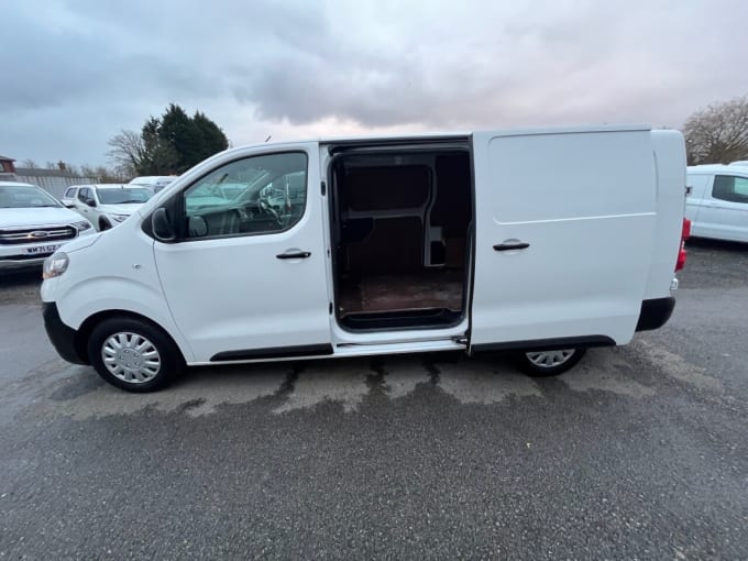 2025 Vauxhall Vivaro