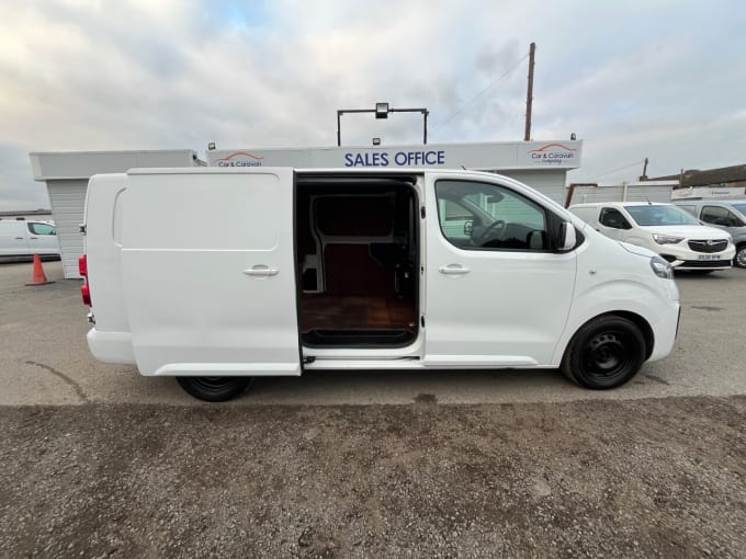 2025 Vauxhall Vivaro