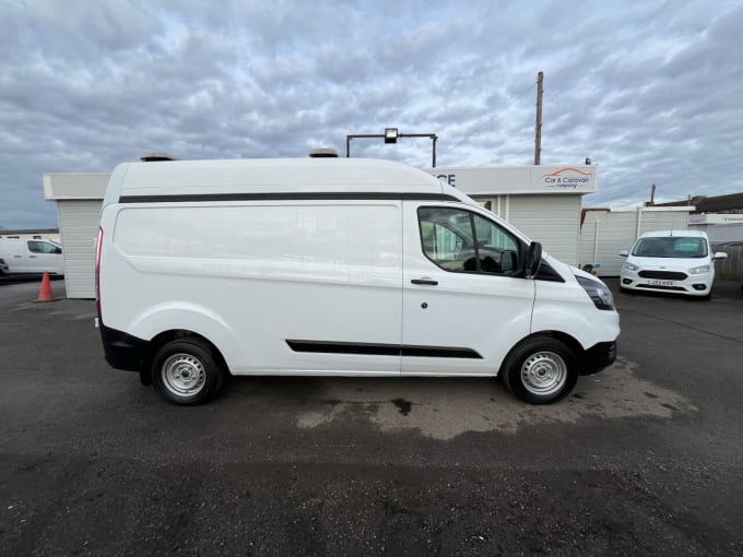 2025 Ford Transit Custom