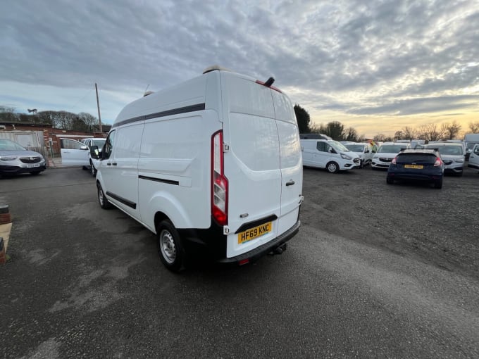 2025 Ford Transit Custom