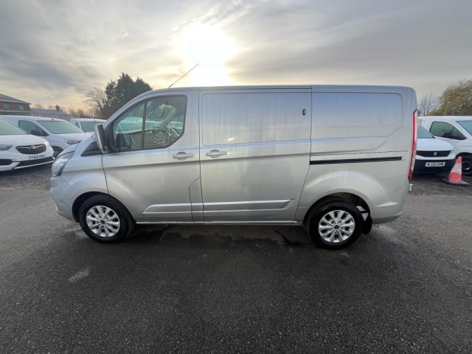 2025 Ford Transit Custom