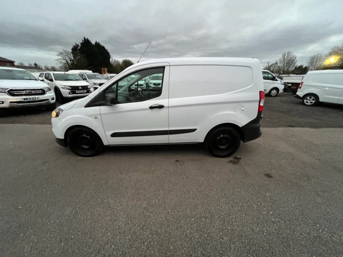 2025 Ford Transit Courier