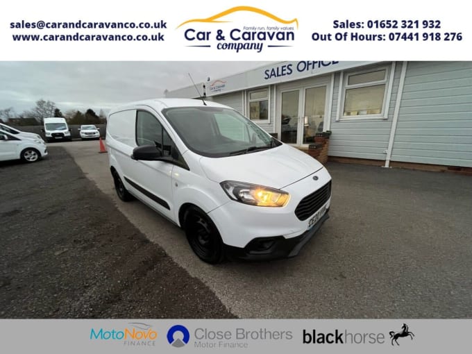 2025 Ford Transit Courier