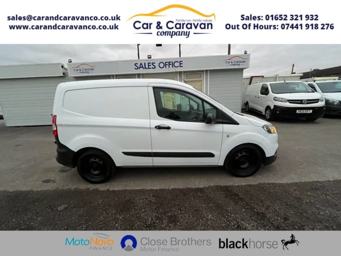 2025 Ford Transit Courier