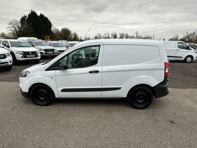 2025 Ford Transit Courier