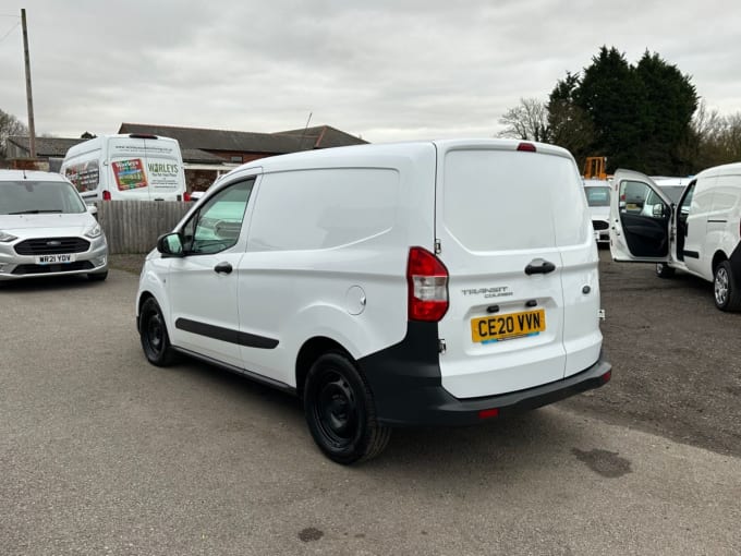 2025 Ford Transit Courier