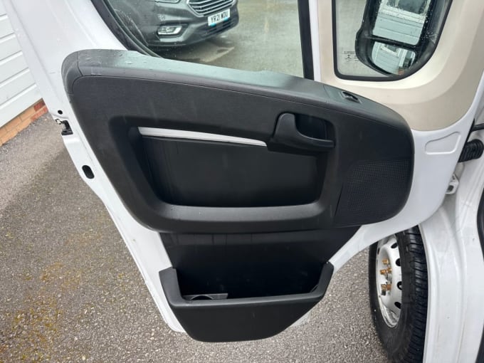 2025 Peugeot Boxer