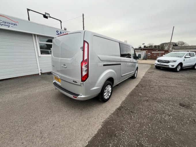 2025 Ford Transit Custom