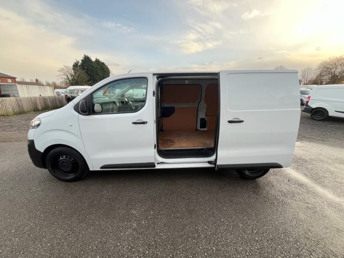 2025 Vauxhall Vivaro