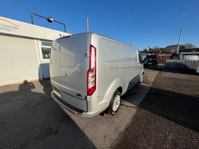 2025 Ford Transit Custom